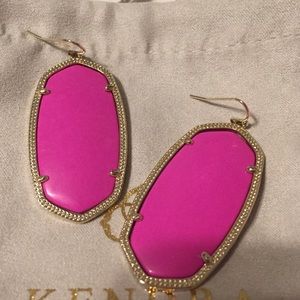 Kendra Scott “Danielle” earrings in magenta